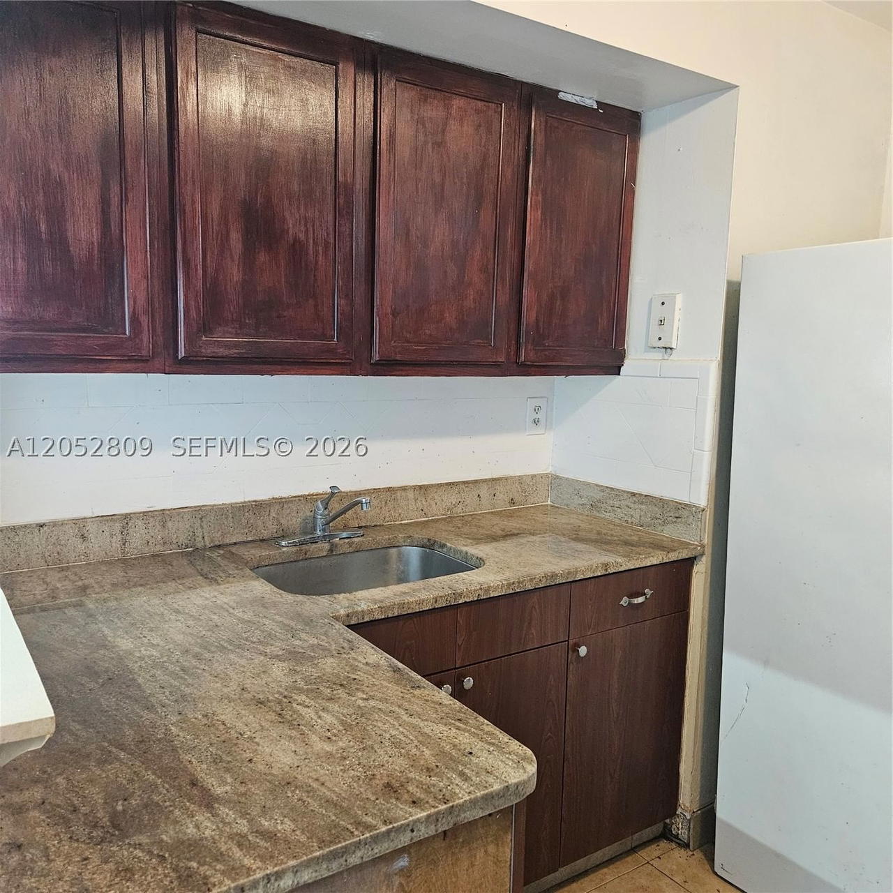 Real estate property located at 11790 18th St #519-3, Miami-dade, International Park Condo, Miami, FL