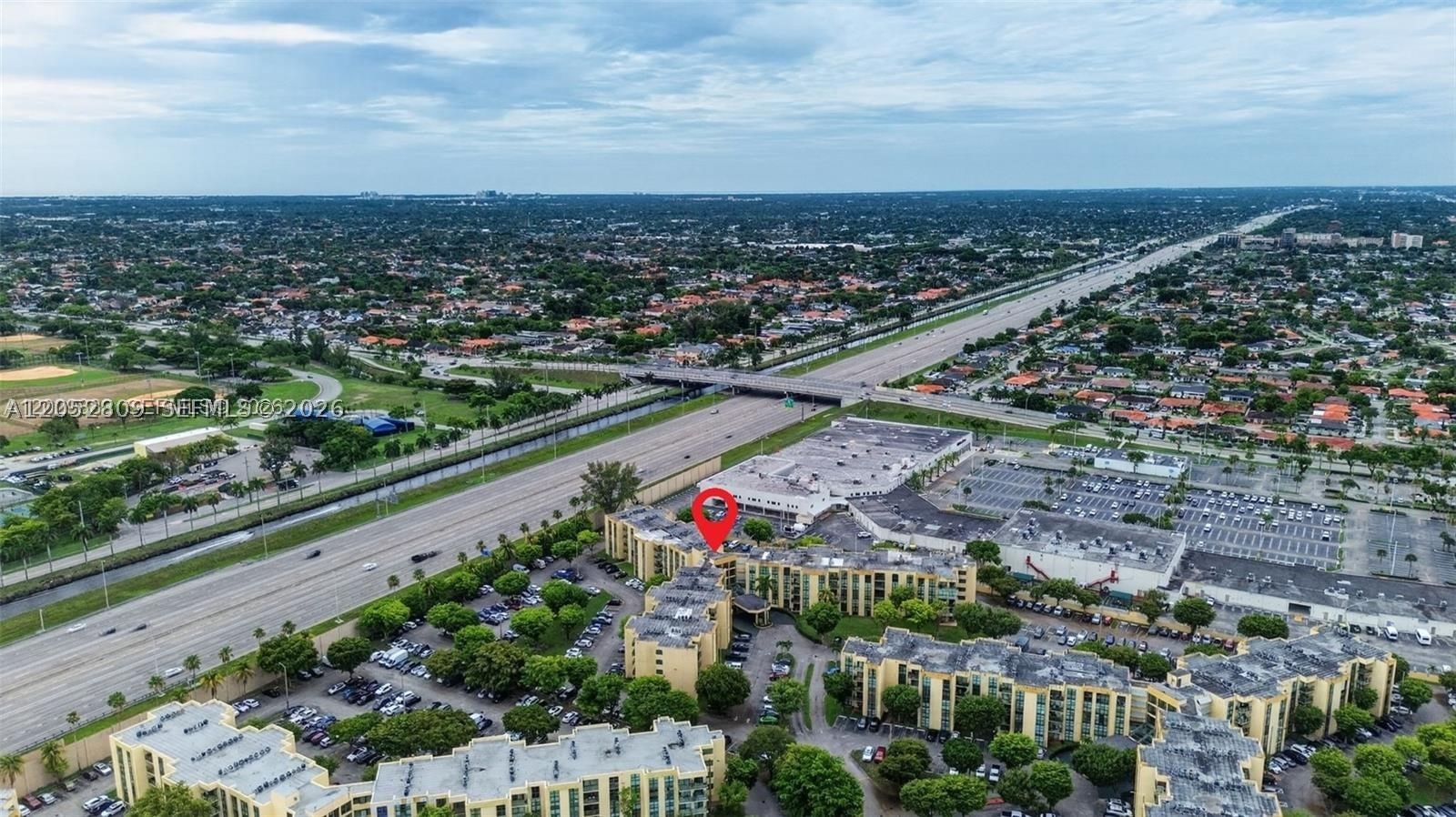 Real estate property located at 11790 18th St #519-3, Miami-dade, International Park Condo, Miami, FL