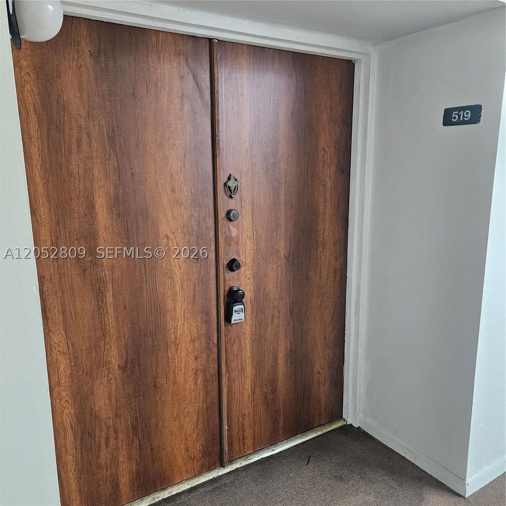Real estate property located at 11790 18th St #519-3, Miami-dade, International Park Condo, Miami, FL