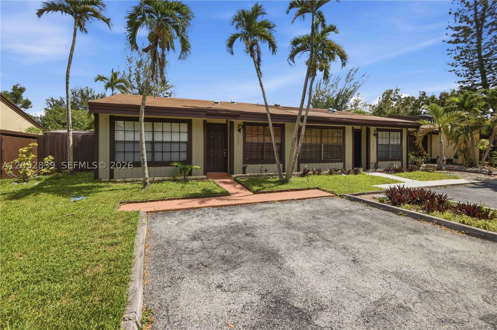 Real estate property located at 10680 Cherry Ave, Broward, Everglades Sugar & Land C, Pembroke Pines, FL