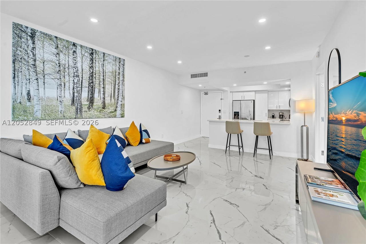 Real estate property located at 17375 Collins Ave #1703, Miami-dade, Ocean Point Beach Club Co, Sunny Isles Beach, FL