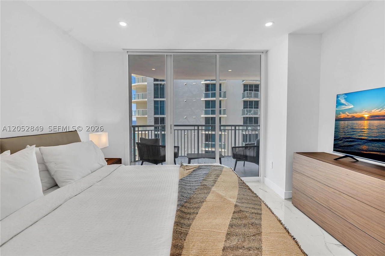 Real estate property located at 17375 Collins Ave #1703, Miami-dade, Ocean Point Beach Club Co, Sunny Isles Beach, FL