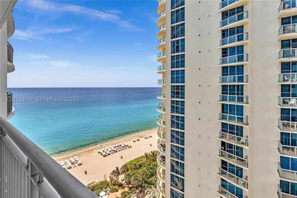 Real estate property located at 17375 Collins Ave #1703, Miami-dade, Ocean Point Beach Club Co, Sunny Isles Beach, FL