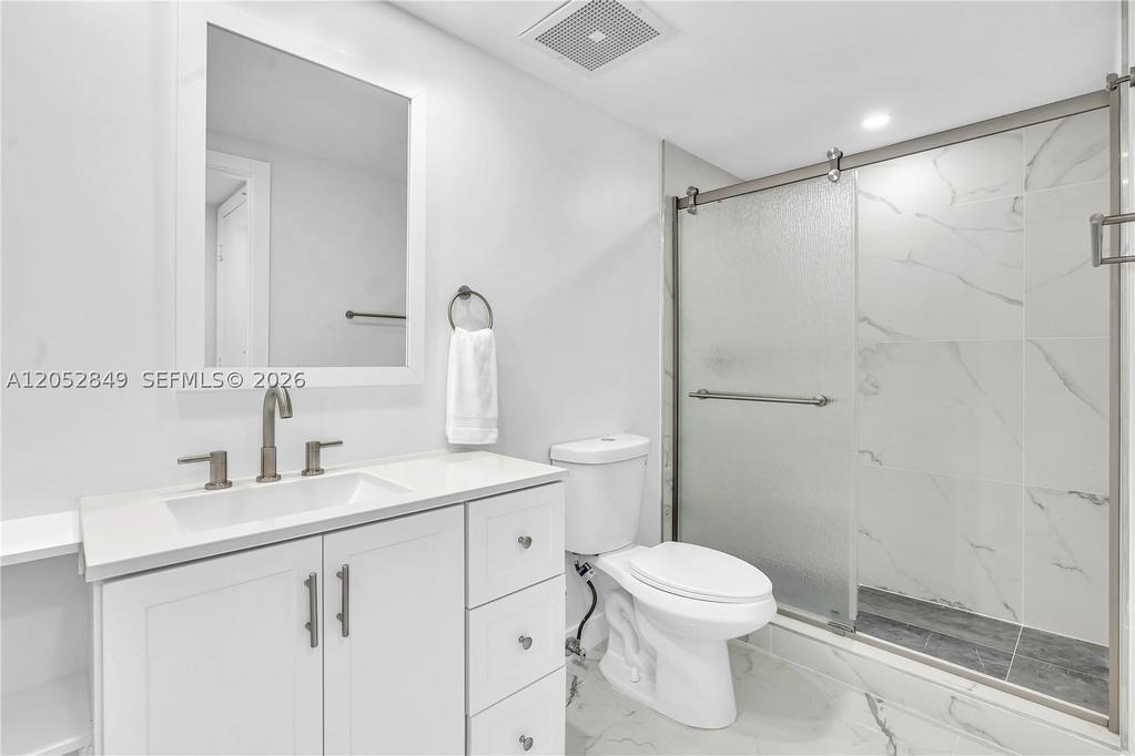 Real estate property located at 17375 Collins Ave #1703, Miami-dade, Ocean Point Beach Club Co, Sunny Isles Beach, FL