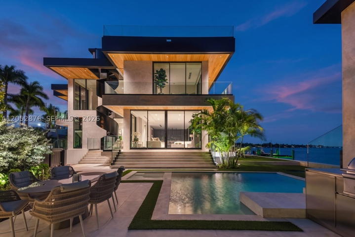 Real estate property located at 1141 Biscayne Point Rd, Miami-dade, Biscayne Point Resub, Miami Beach, FL