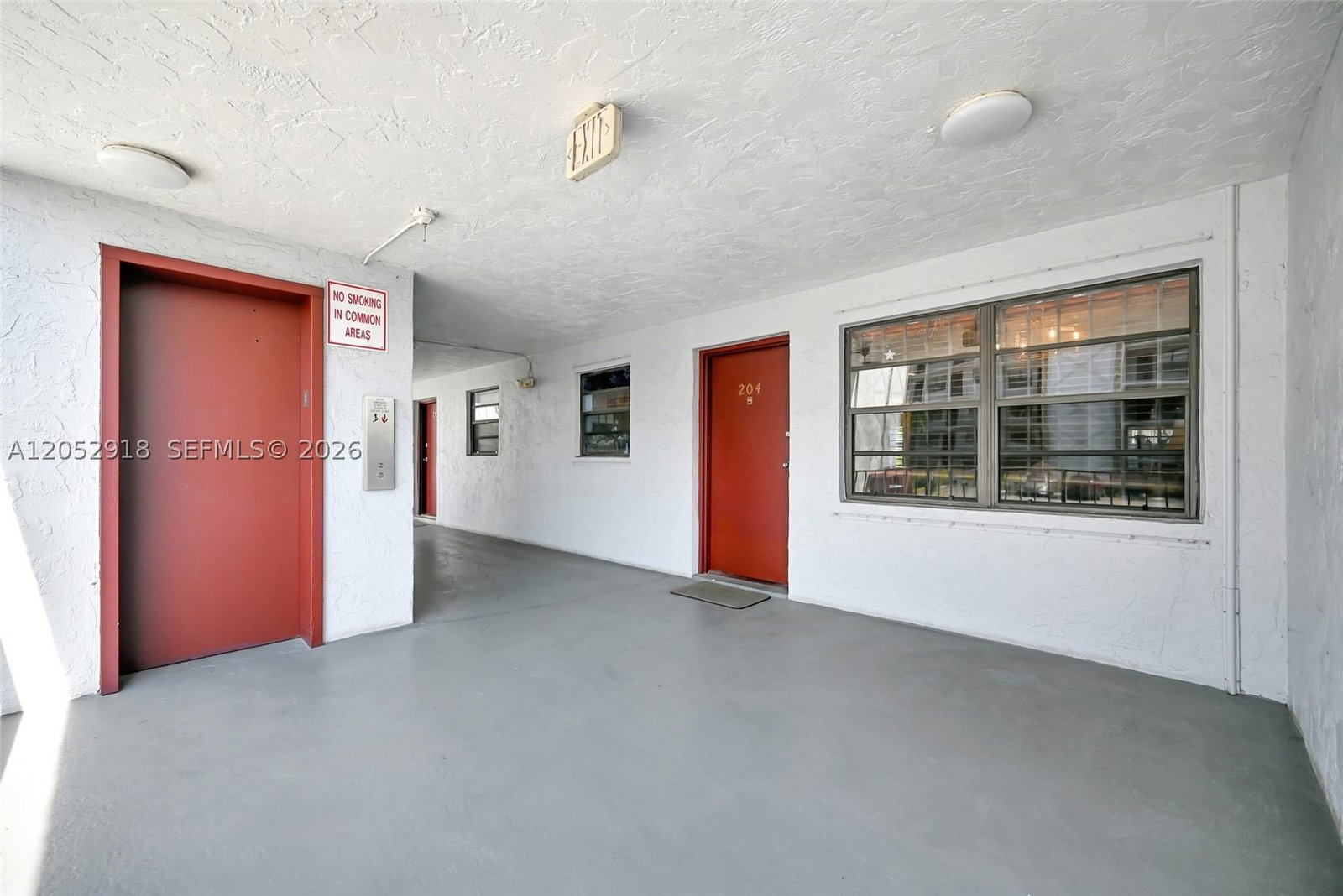 Real estate property located at 1335 68th St #204, Miami-dade, Kings Cove Condo, Hialeah, FL