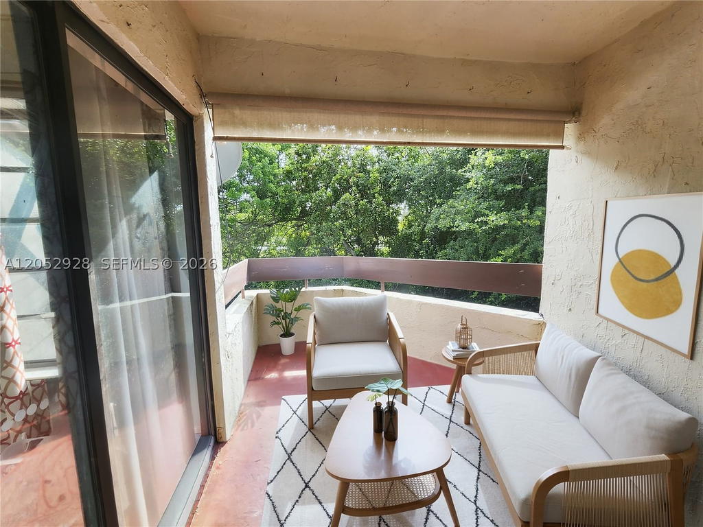 Real estate property located at 9070 125th Ave A203, Miami-dade, Kenland Bend South Condo, Miami, FL