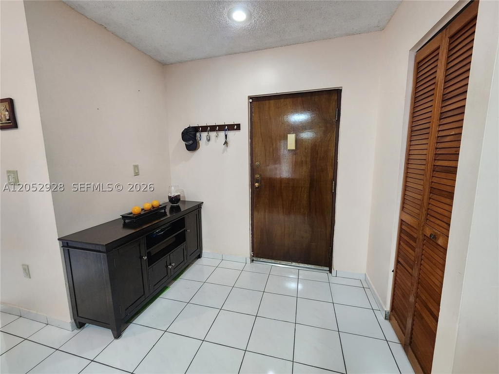 Real estate property located at 9070 125th Ave A203, Miami-dade, Kenland Bend South Condo, Miami, FL