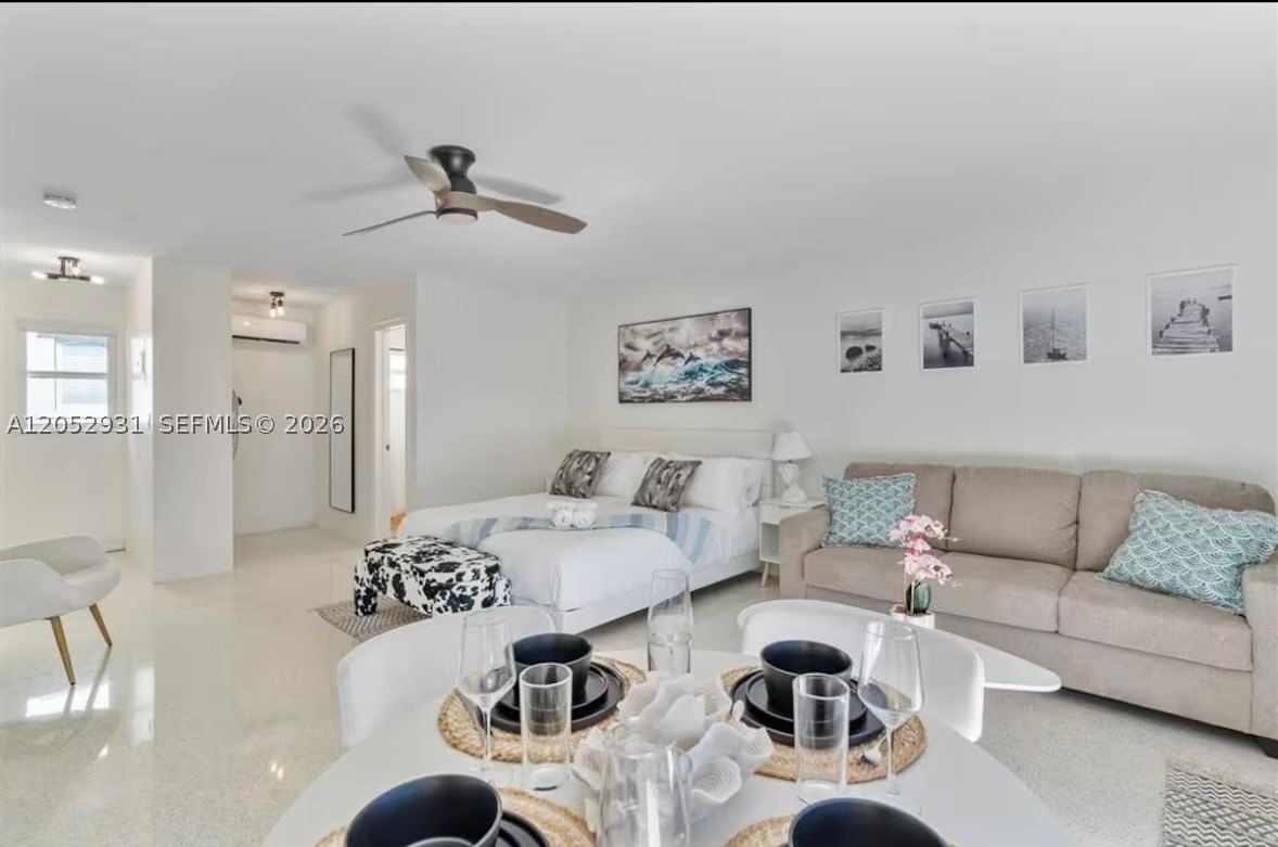 Real estate property located at 333 Palm St, Broward, Hollywood Central Beach, Hollywood, FL
