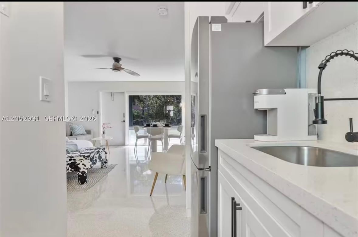 Real estate property located at 333 Palm St, Broward, Hollywood Central Beach, Hollywood, FL