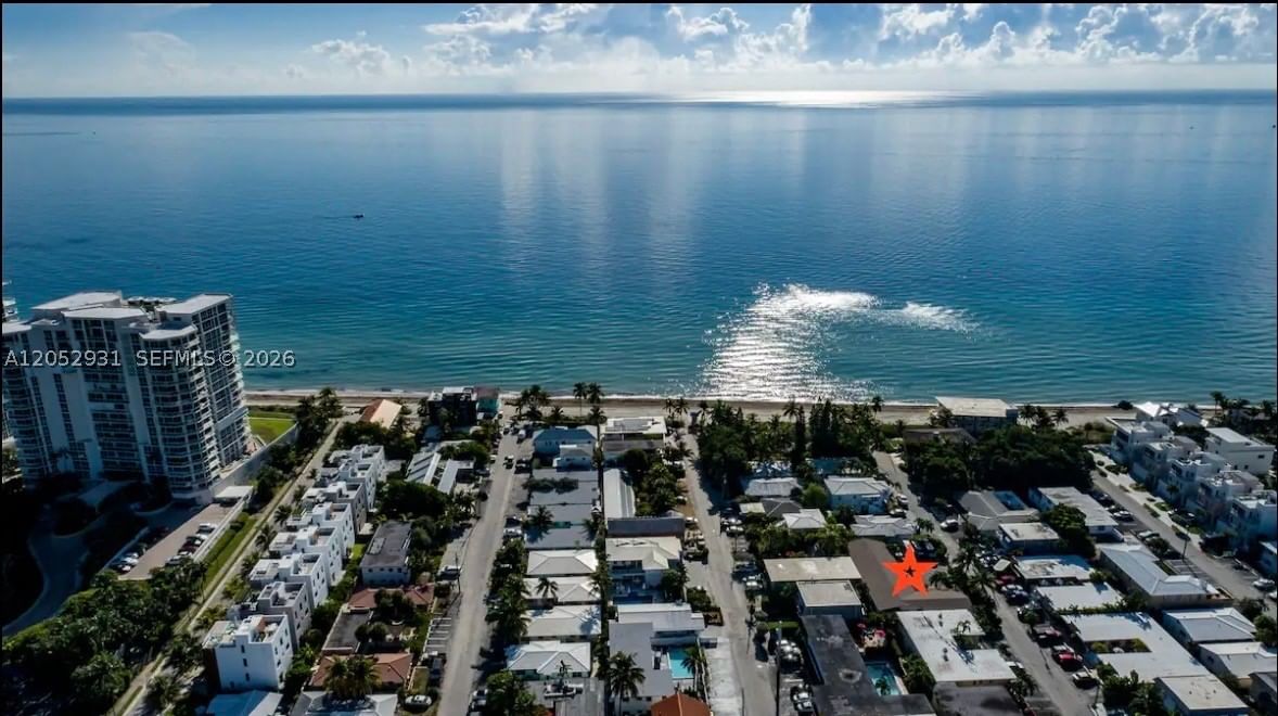 Real estate property located at 333 Palm St, Broward, Hollywood Central Beach, Hollywood, FL
