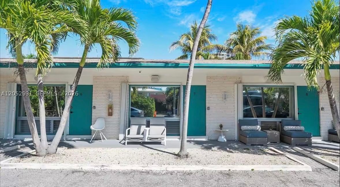 Real estate property located at 333 Palm St, Broward, Hollywood Central Beach, Hollywood, FL
