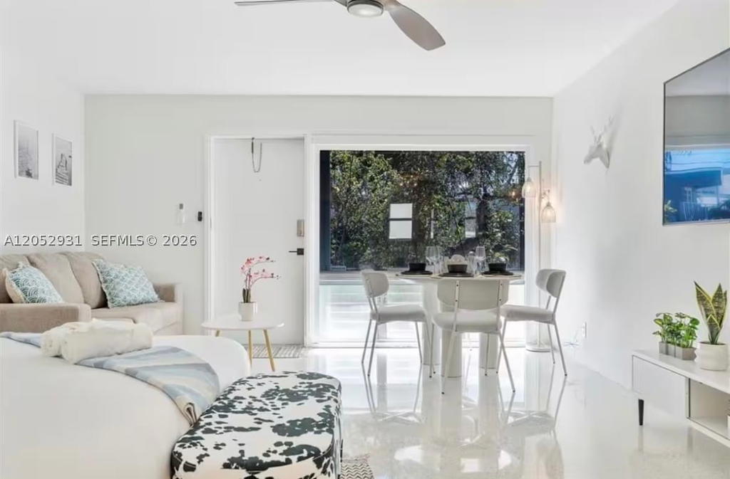 Real estate property located at 333 Palm St, Broward, Hollywood Central Beach, Hollywood, FL