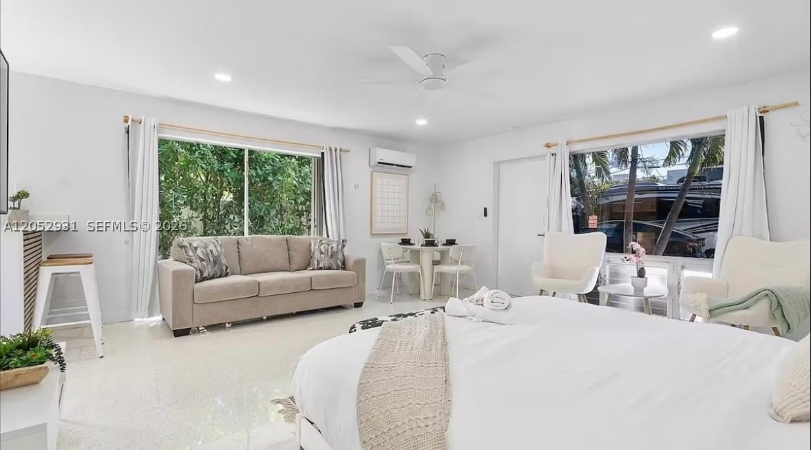 Real estate property located at 333 Palm St, Broward, Hollywood Central Beach, Hollywood, FL