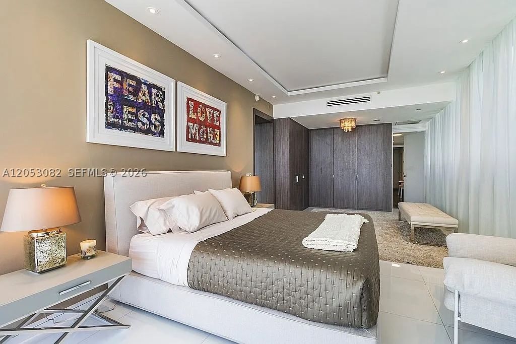 Real estate property located at 1100 Biscayne Blvd #1501, Miami-dade, Marquis Condo, Miami, FL