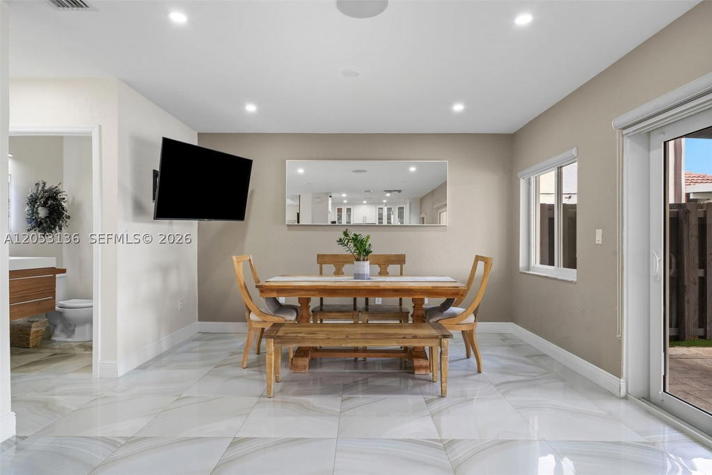 Real estate property located at 12050 135th Ter, Miami-dade, Four Lakes Sec 7, Miami, FL