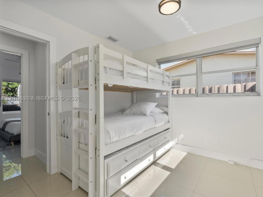 Real estate property located at 6441 Meade St, Broward, Linwood Gardens No 1, Hollywood, FL