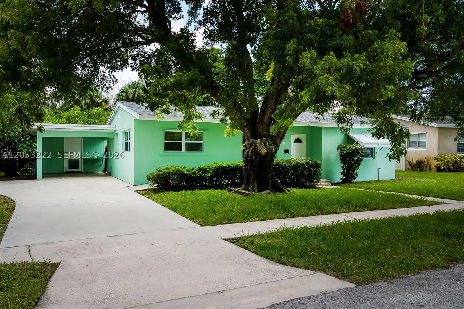 Real estate property located at 1427 Crest Dr, Palm Beach, Lake Osborne Estates, Lake Worth, FL