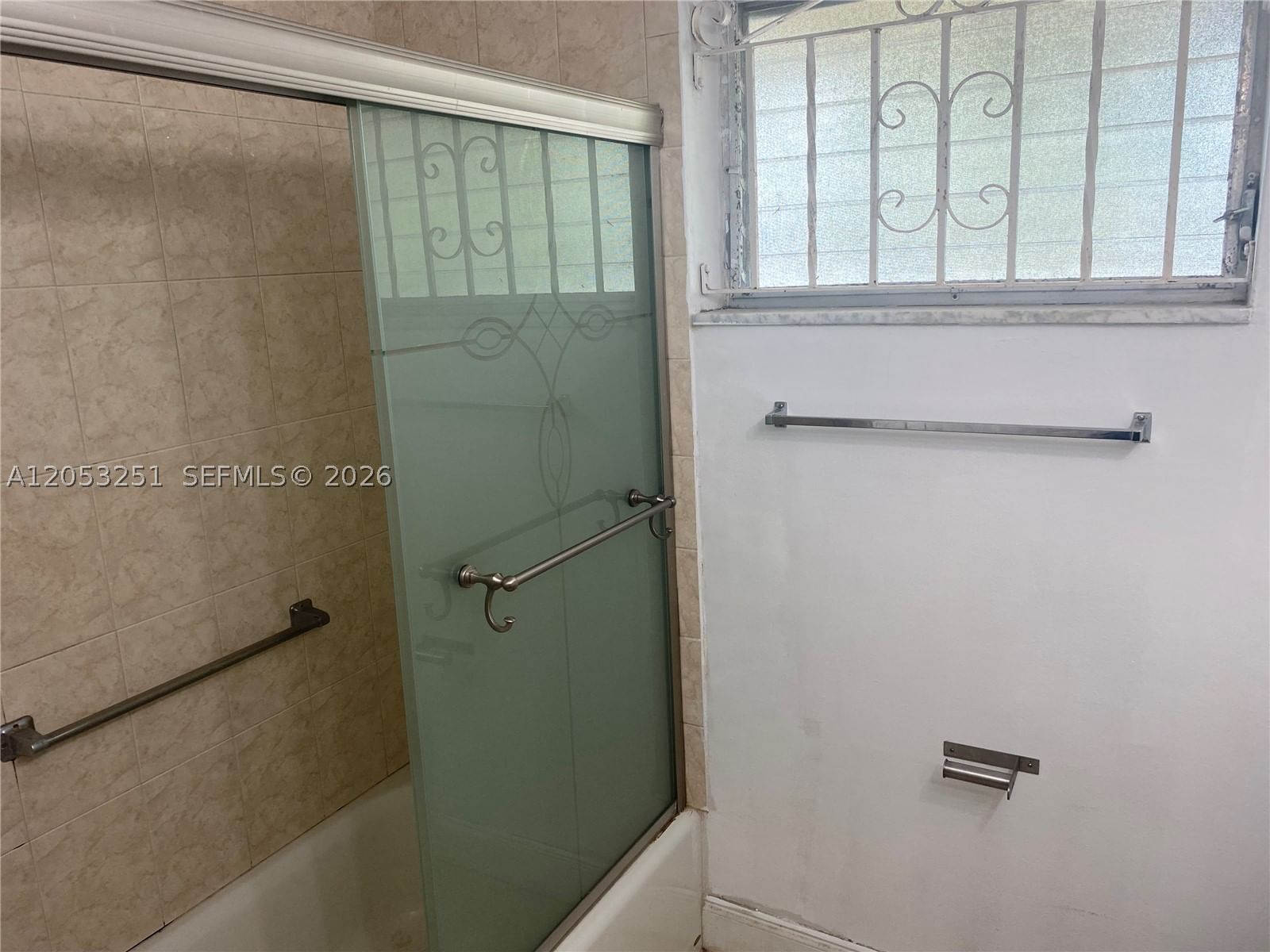 Real estate property located at 1550 191st St #309, Miami-dade, First Horizons Condo, Miami, FL