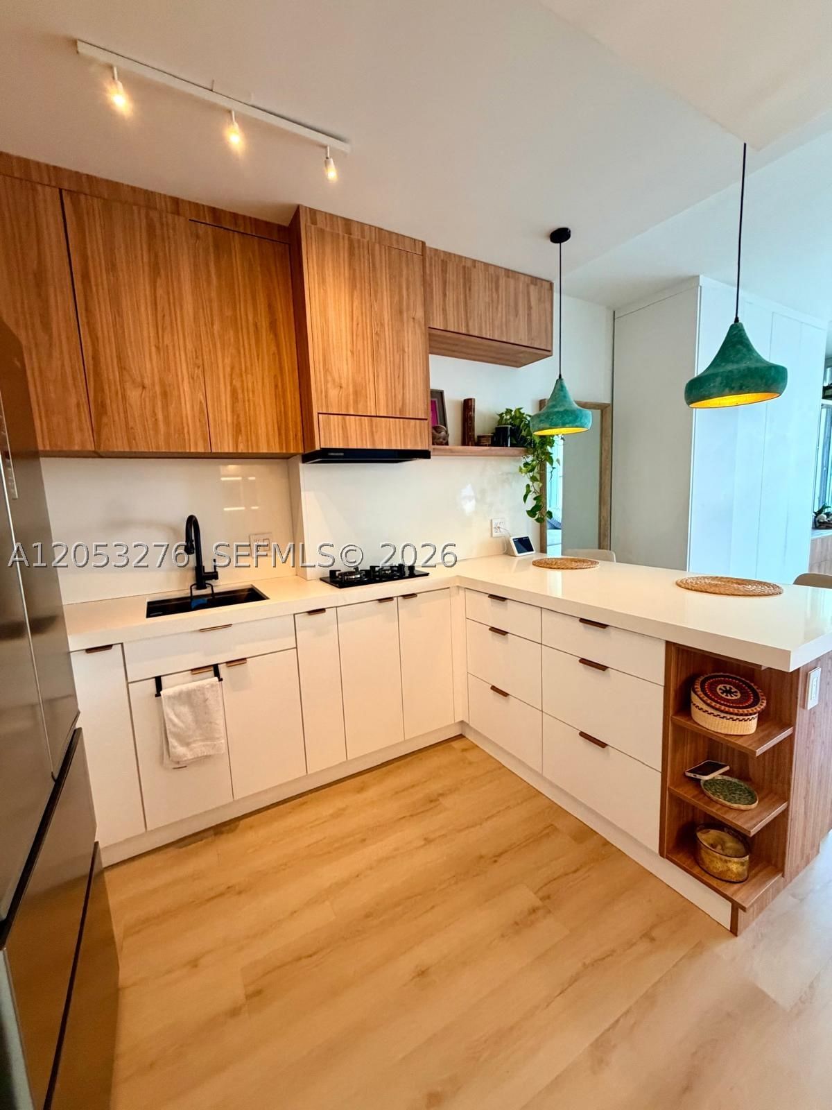 Real estate property located at 700 Biltmore Way #308, Miami-dade, David William Hotel Condo, Coral Gables, FL