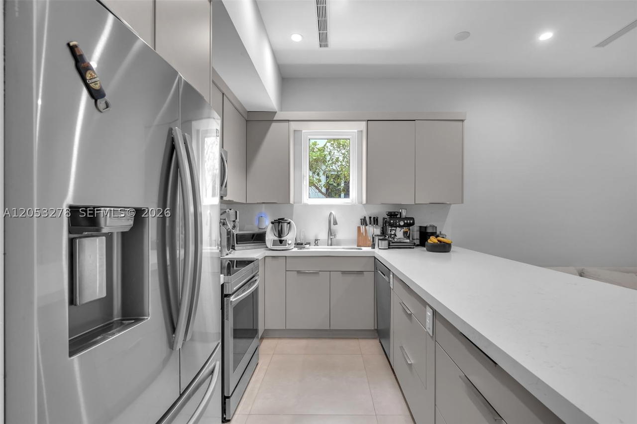 Real estate property located at 3769 27th Ln #3769, Miami-dade, Douglas Manor, Miami, FL