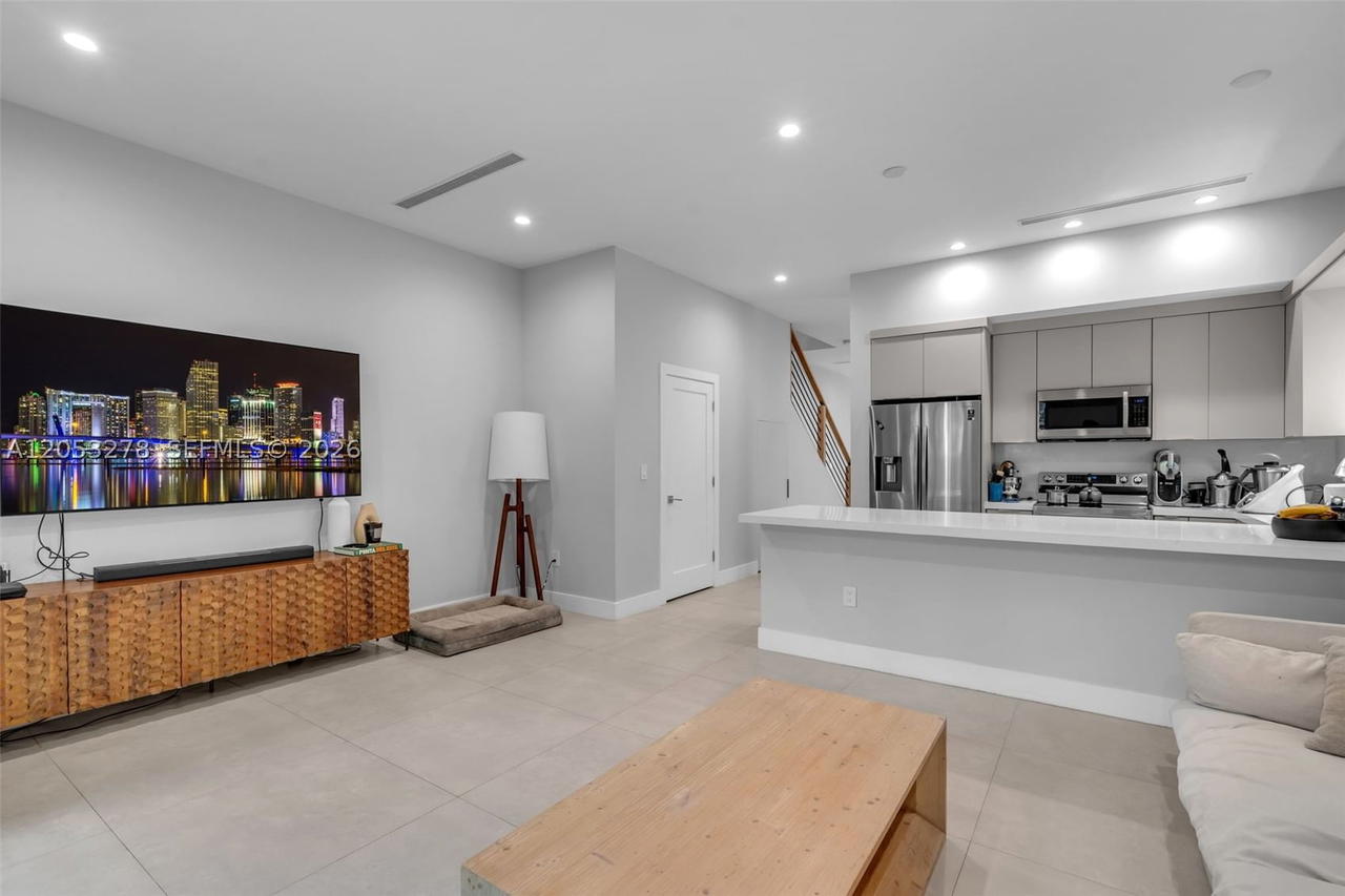 Real estate property located at 3769 27th Ln #3769, Miami-dade, Douglas Manor, Miami, FL