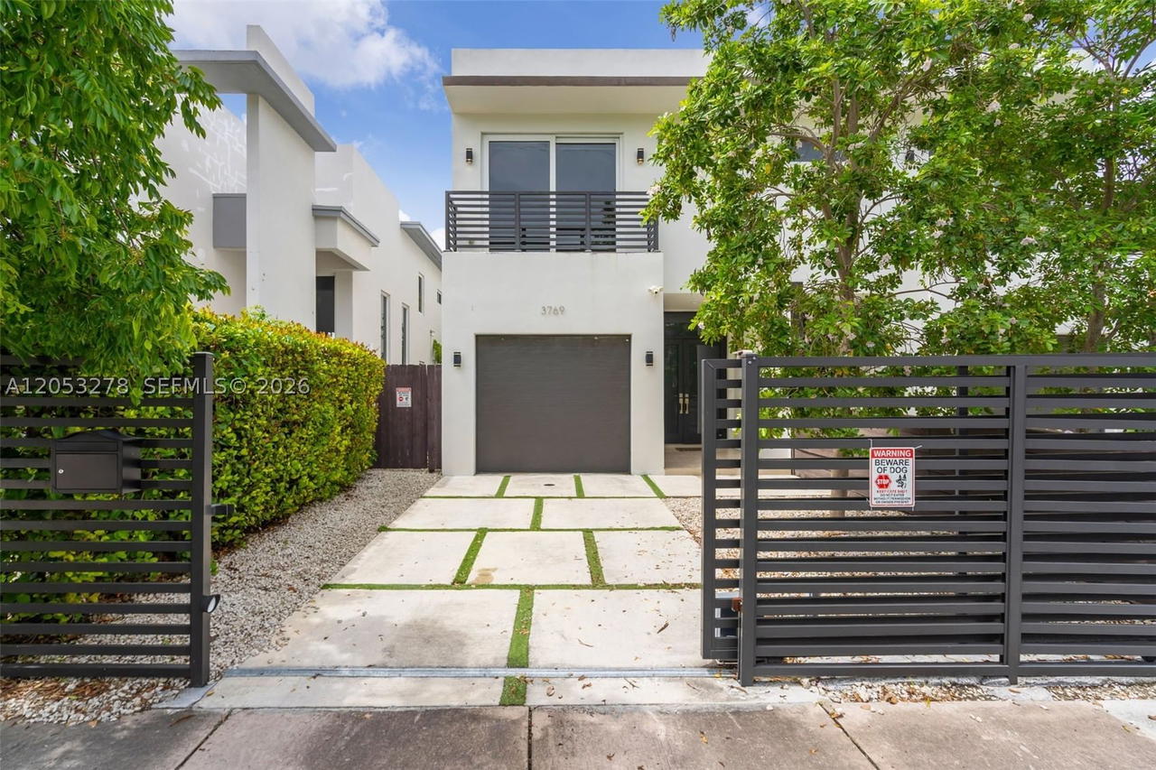 Real estate property located at 3769 27th Ln #3769, Miami-dade, Douglas Manor, Miami, FL