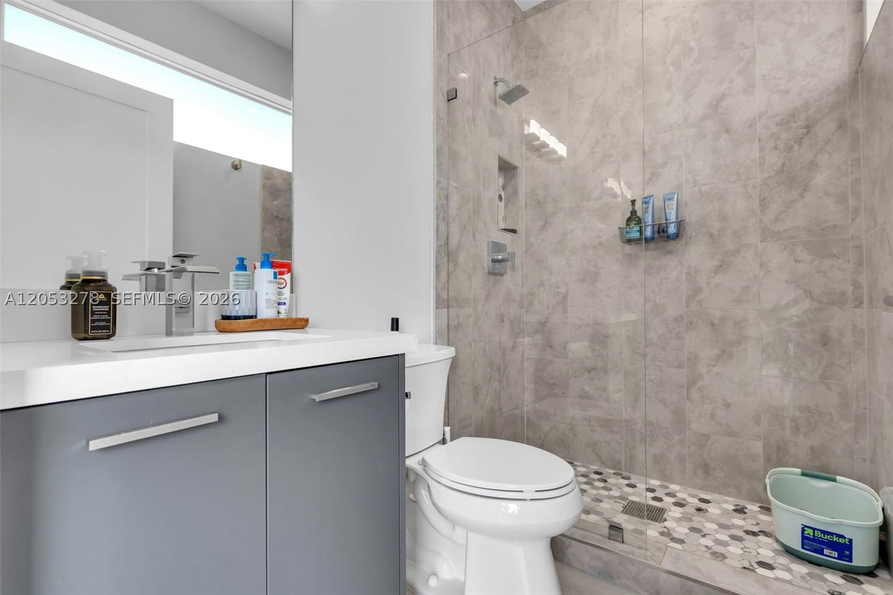 Real estate property located at 3769 27th Ln #3769, Miami-dade, Douglas Manor, Miami, FL
