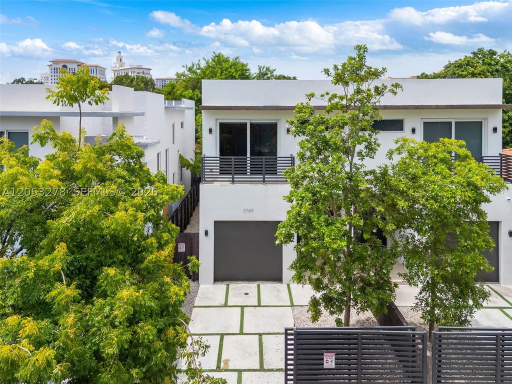 Real estate property located at 3769 27th Ln #3769, Miami-dade, Douglas Manor, Miami, FL