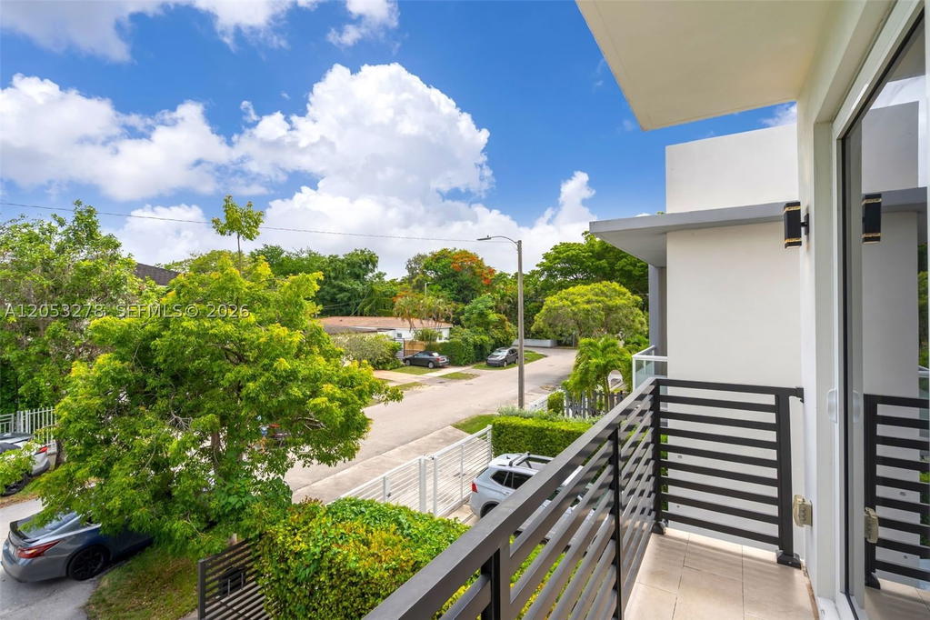 Real estate property located at 3769 27th Ln #3769, Miami-dade, Douglas Manor, Miami, FL