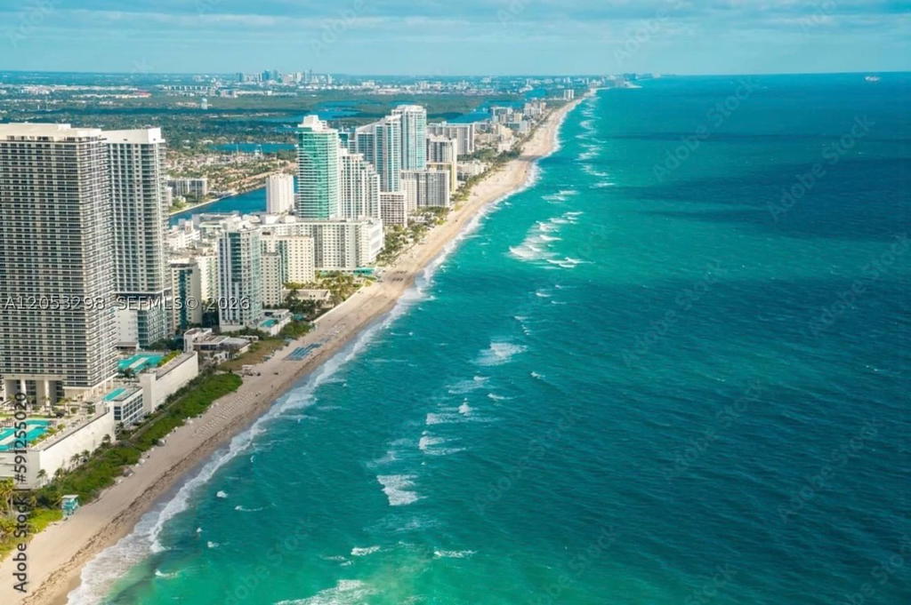 Real estate property located at 17570 Atlantic Blvd #105, Miami-dade, Avila Condo, Sunny Isles Beach, FL