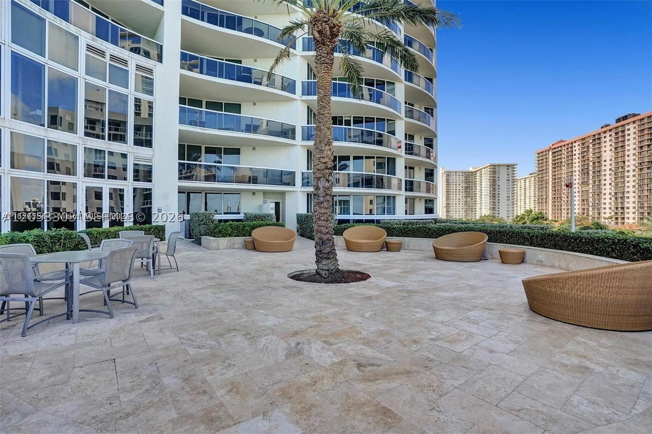 Real estate property located at 17201 Collins Ave #2502, Miami-dade, Ocean Four Condominium, Sunny Isles Beach, FL