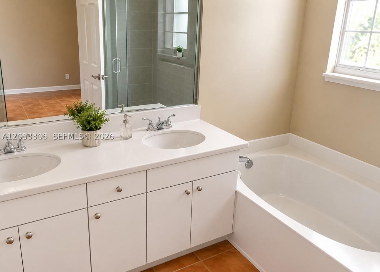 Real estate property located at 16032 101st Ter, Miami-dade, Garden Hills West, Miami, FL
