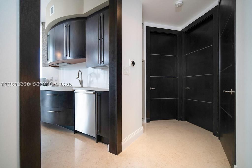 Real estate property located at 18101 Collins Ave #1101, Miami-dade, Trump Palace Condo, Sunny Isles Beach, FL