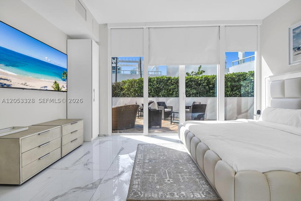 Real estate property located at 50 Pointe Dr #510, Miami-dade, Continuum On South Beach, Miami Beach, FL
