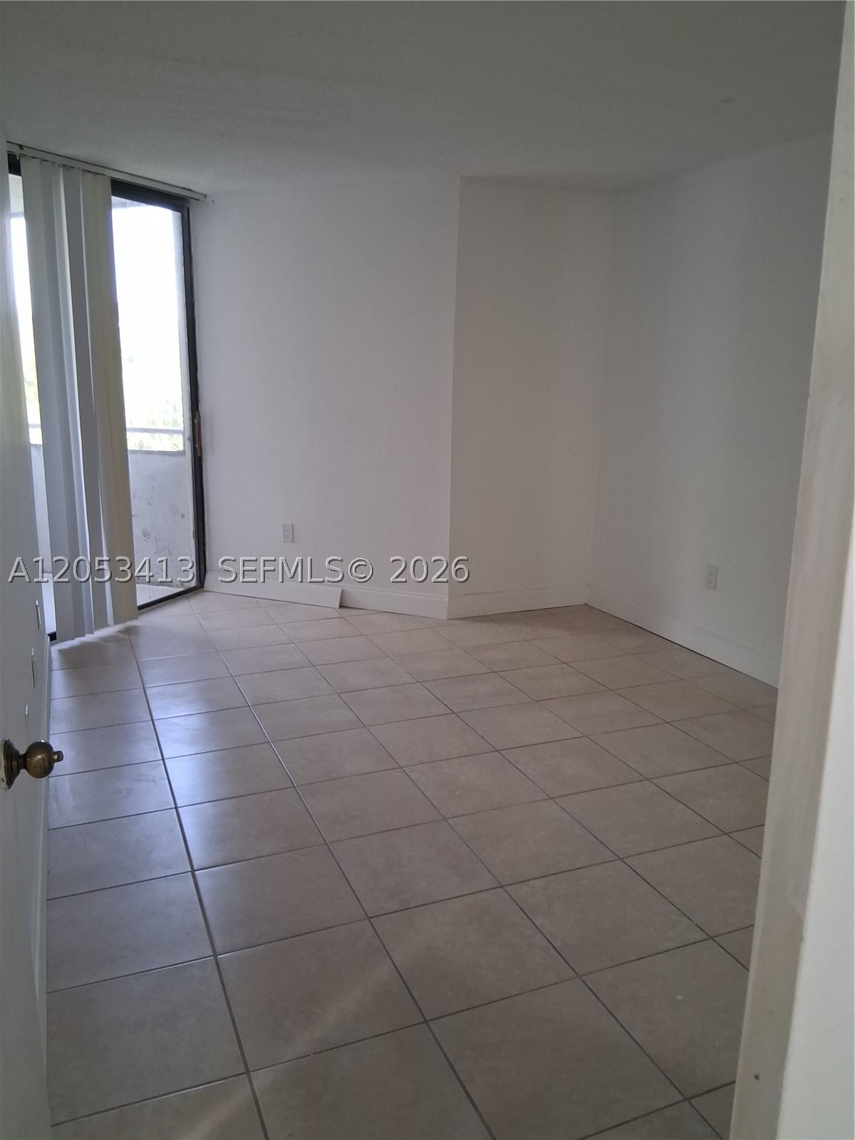 Real estate property located at 8255 152nd Av E-403, Miami-dade, Verabella Falls Condo, Unincorporated Dade, FL