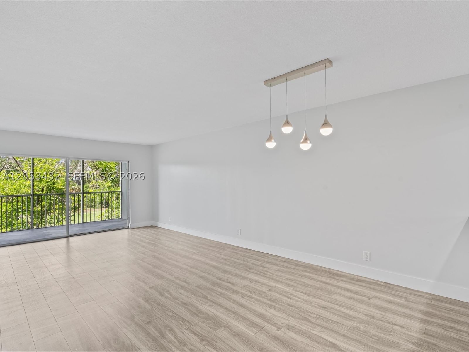 Real estate property located at 3150 Palm Aire Dr #406, Broward, No 10 Palm-aire Country C, Pompano Beach, FL