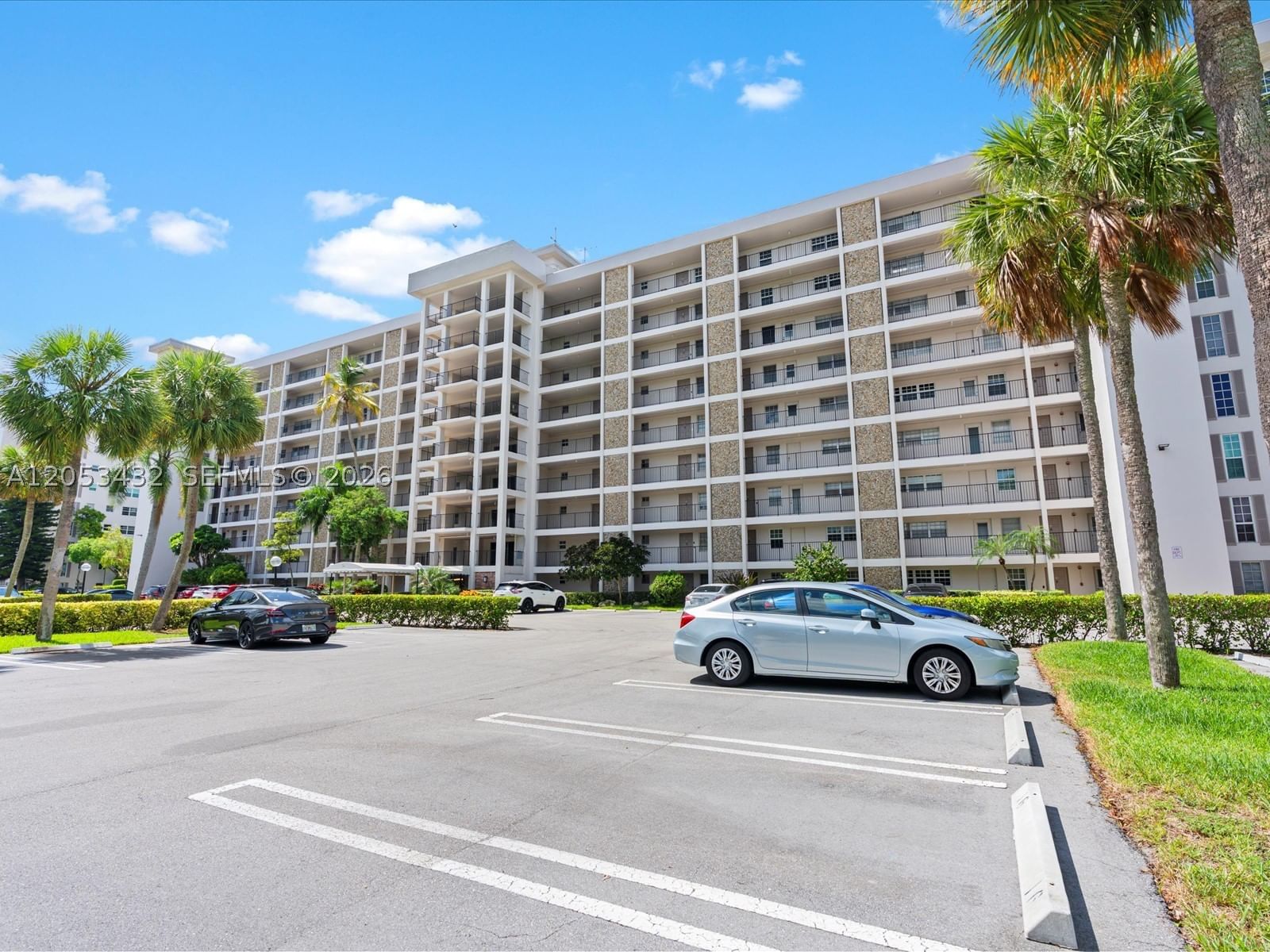 Real estate property located at 3150 Palm Aire Dr #406, Broward, No 10 Palm-aire Country C, Pompano Beach, FL
