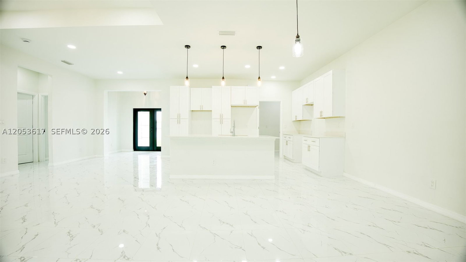 Real estate property located at 2524 LAKEVIEW DR, Lee, N/a, Lehigh Acres, FL