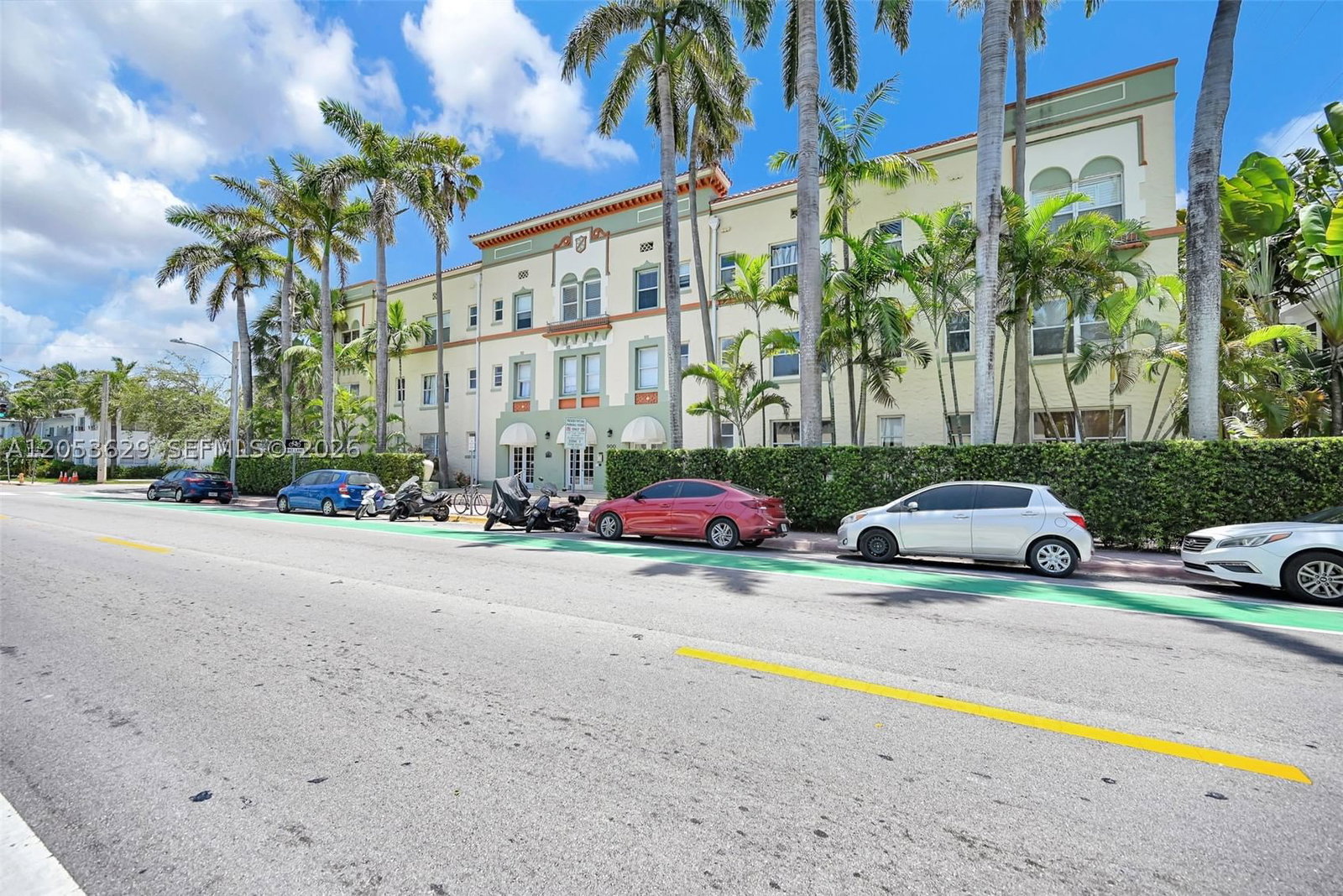 Real estate property located at 900 16th St #104, Miami-dade, The Esplanade Beach Condo, Miami Beach, FL