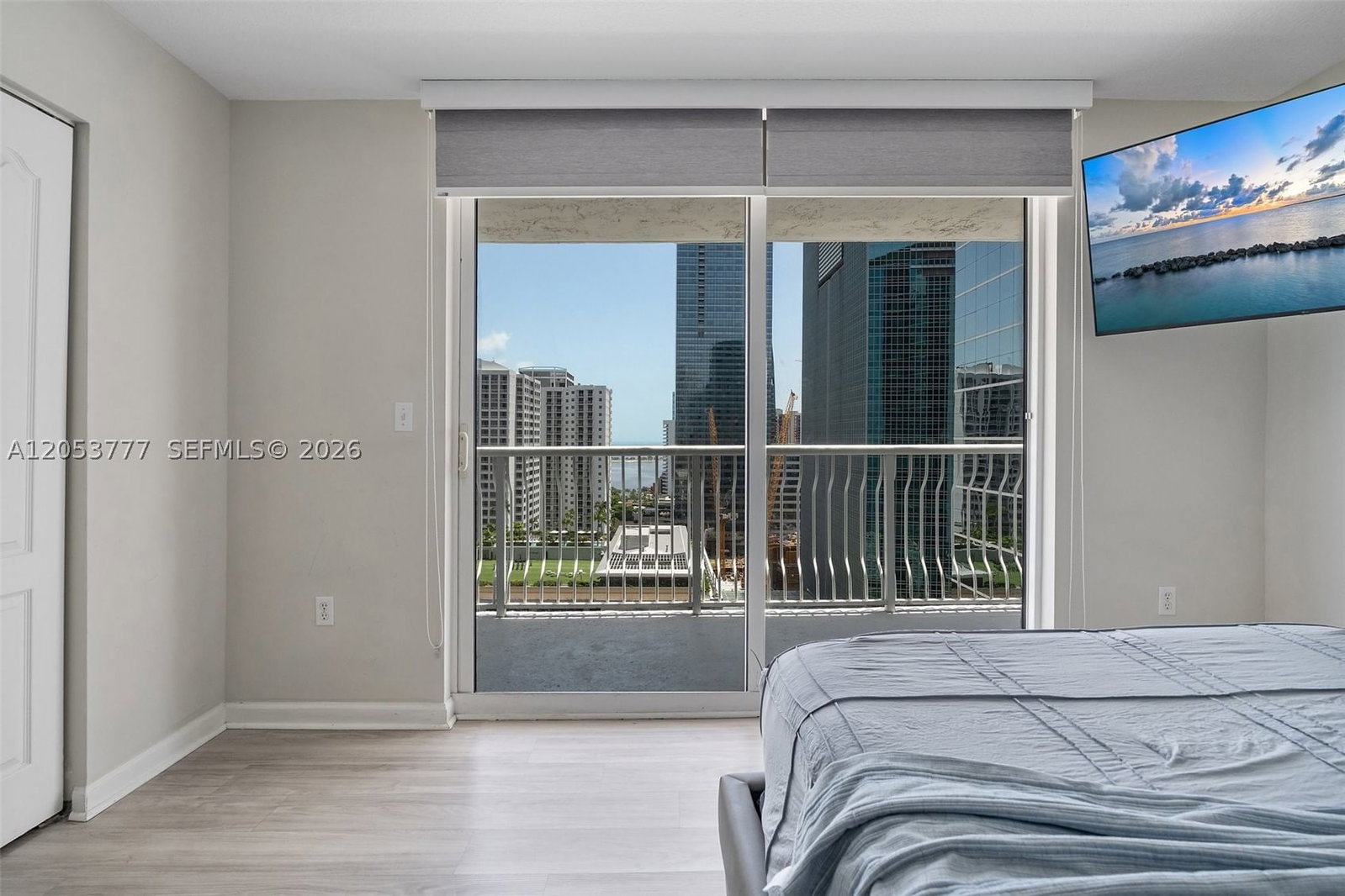 Real estate property located at 1200 Brickell Bay Dr #2423, Miami-dade, The Club At Brickell Bay, Miami, FL