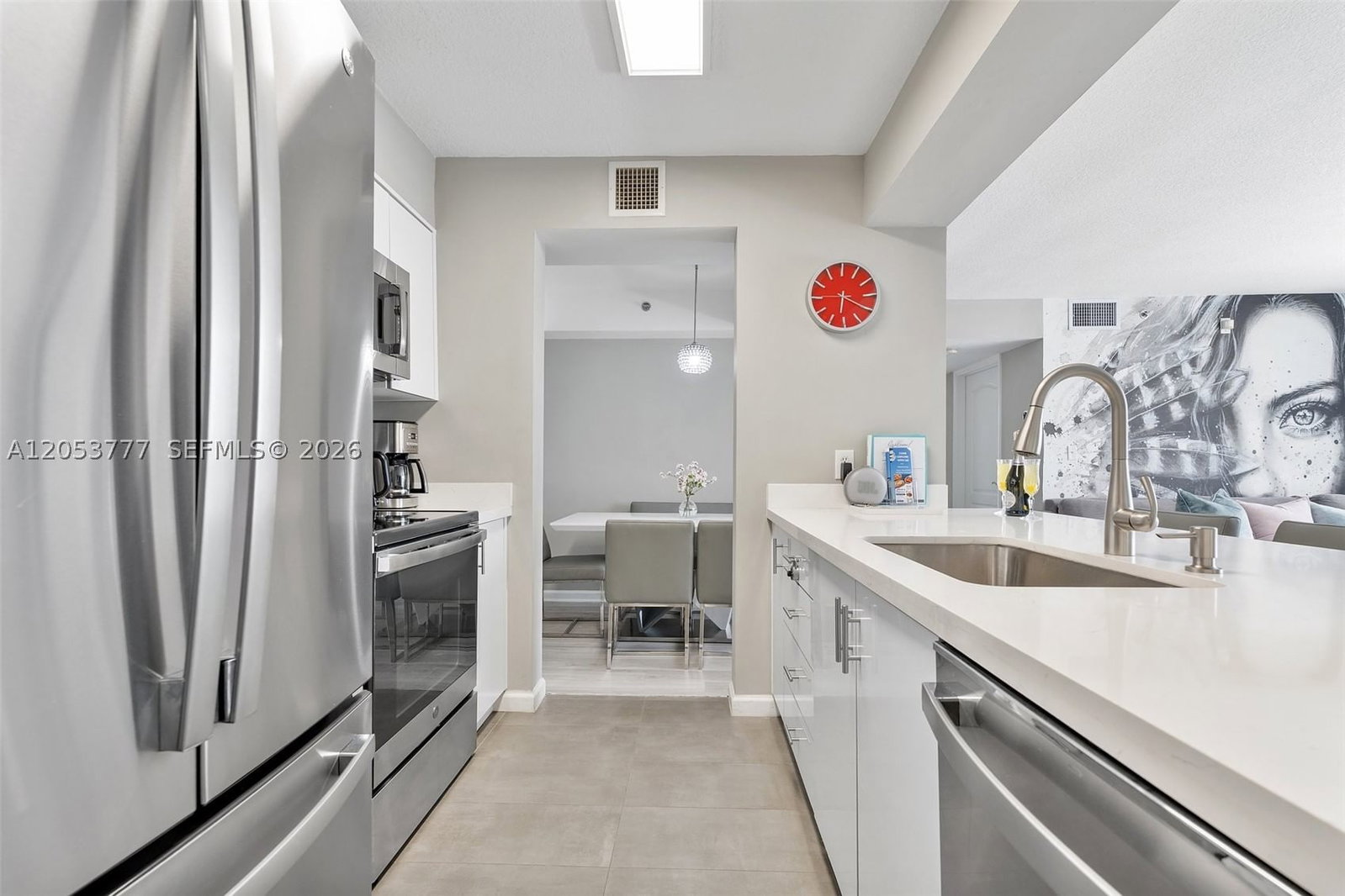 Real estate property located at 1200 Brickell Bay Dr #2423, Miami-dade, The Club At Brickell Bay, Miami, FL
