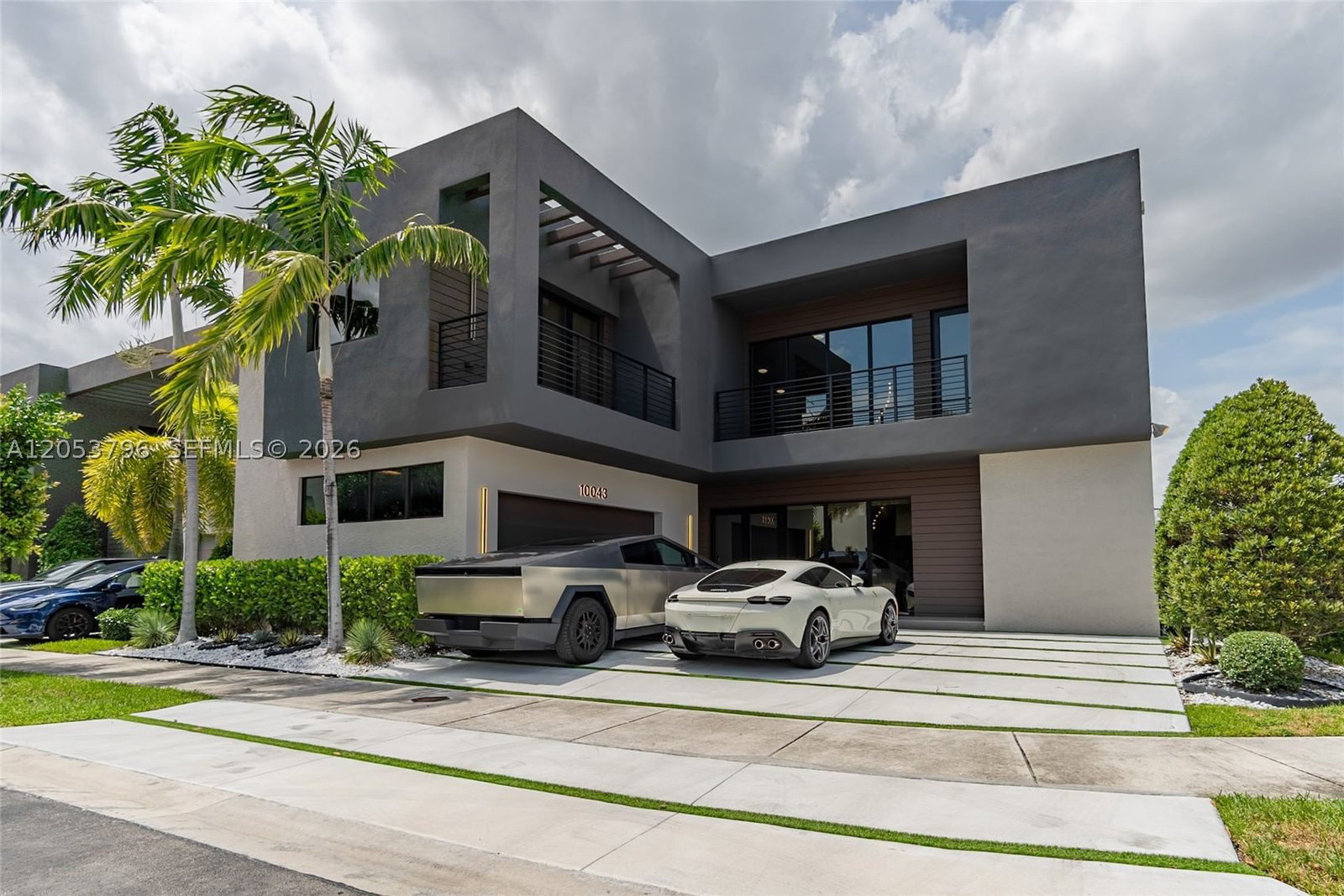 Real estate property located at 10043 75th Ter, Miami-dade, Doral Commons Residential, Doral, FL
