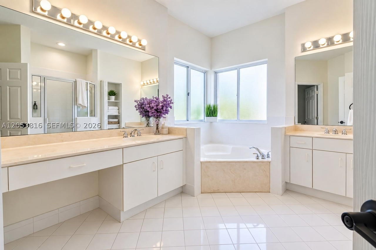 Real estate property located at 10873 71st St, Miami-dade, Doral Isles St Croix, Doral, FL