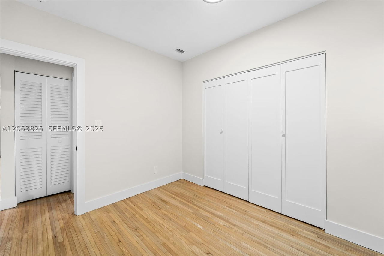 Real estate property located at 829 Granada Groves Ct, Miami-dade, Granada Groves, Coral Gables, FL
