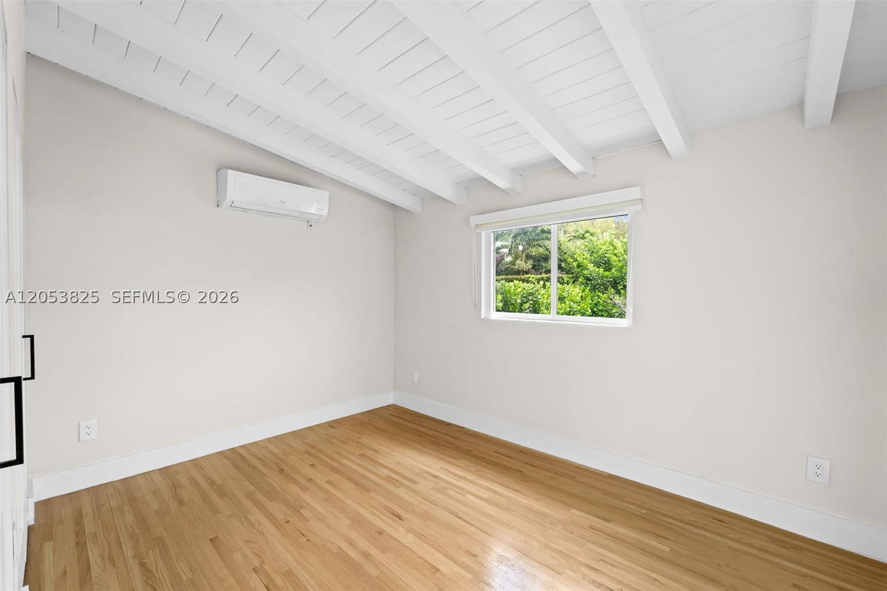 Real estate property located at 829 Granada Groves Ct, Miami-dade, Granada Groves, Coral Gables, FL