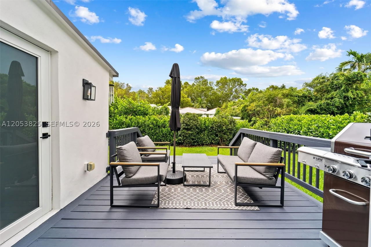 Real estate property located at 829 Granada Groves Ct, Miami-dade, Granada Groves, Coral Gables, FL