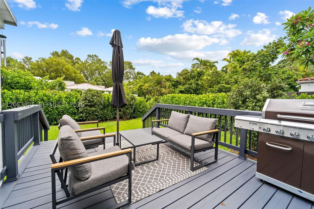 Real estate property located at 829 Granada Groves Ct, Miami-dade, Granada Groves, Coral Gables, FL