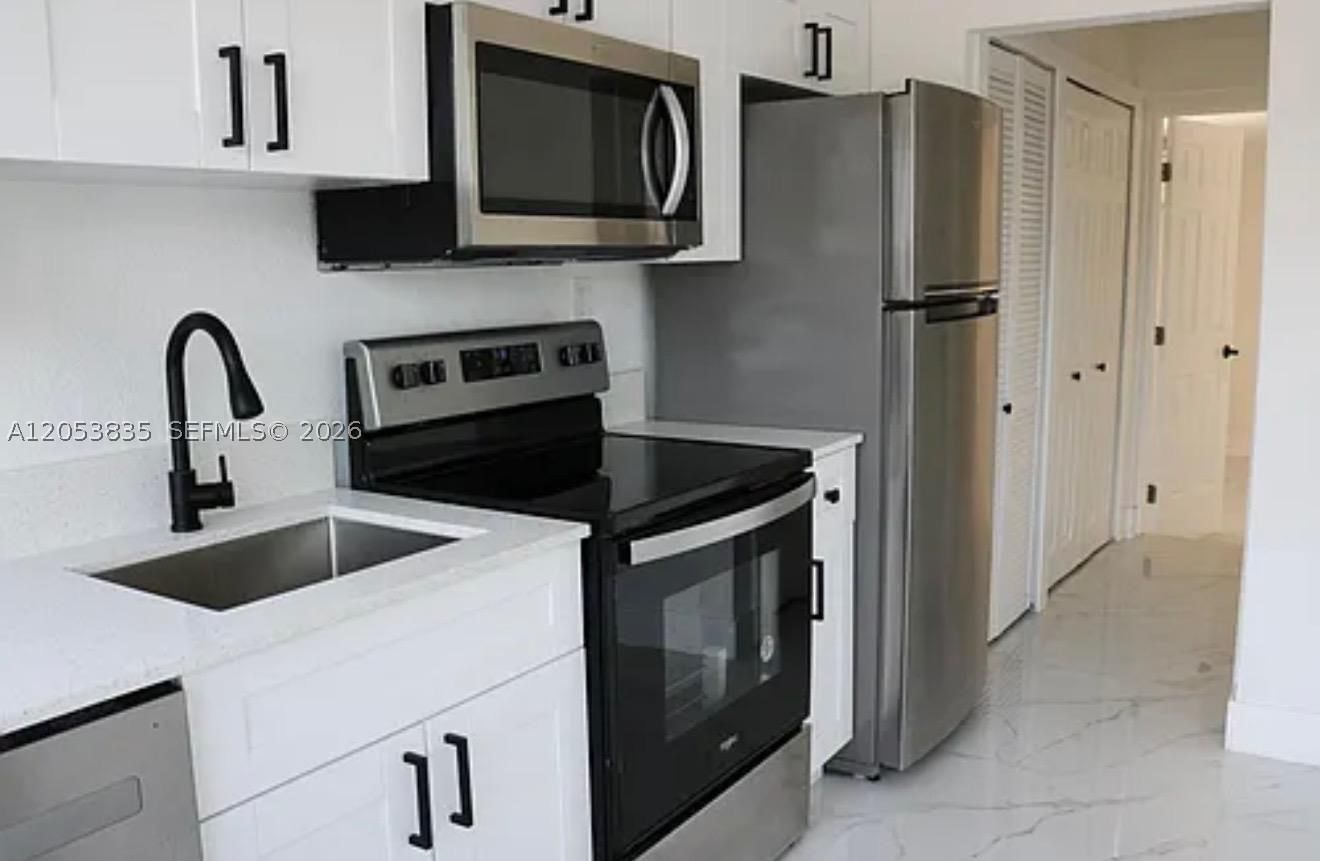 Real estate property located at 1237 33rd Ave, Miami-dade, Comfort Gardens 1st Addn, Miami, FL