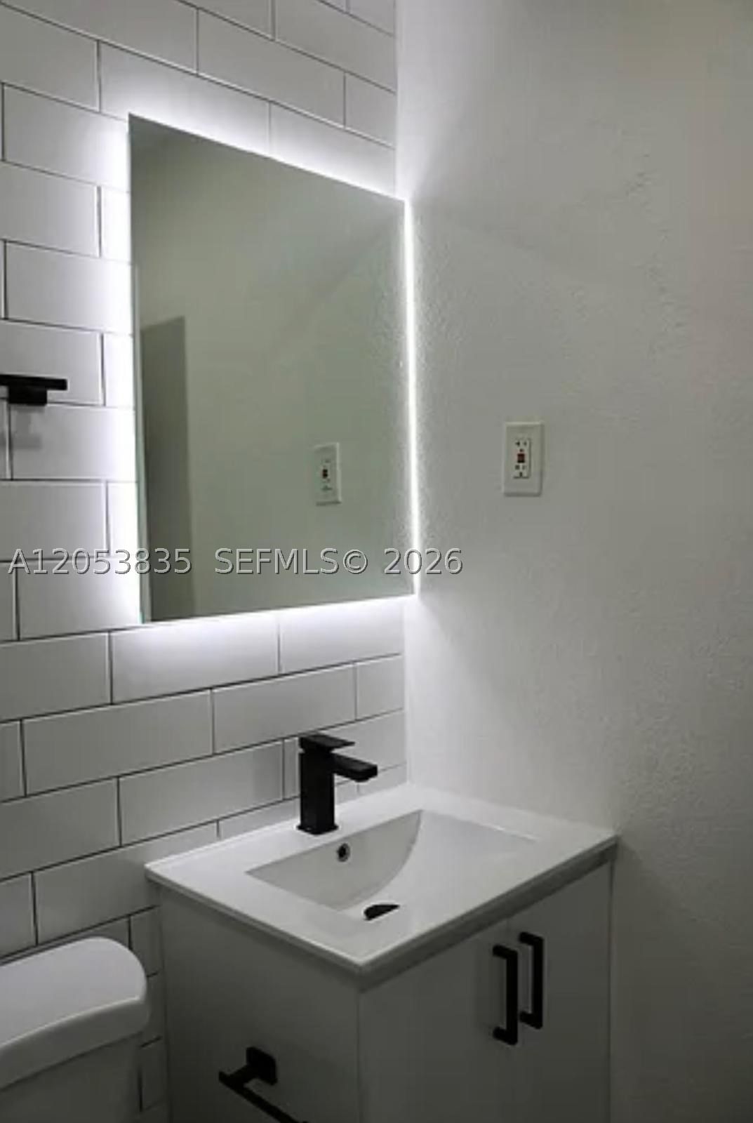 Real estate property located at 1237 33rd Ave, Miami-dade, Comfort Gardens 1st Addn, Miami, FL
